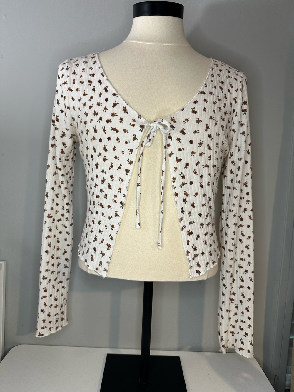 Ribbed Tie-Front Floral Cardigan Top